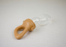 Load image into Gallery viewer, Silicone Dummy Food Feeder