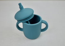 Load image into Gallery viewer, Silicone Straw Cup with Lid and Handles