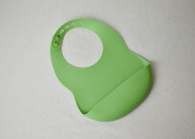 Load image into Gallery viewer, Silicone Plain Food Catcher Bib
