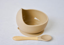 Load image into Gallery viewer, Silicone Suction Curved Bowl &amp; Spoon
