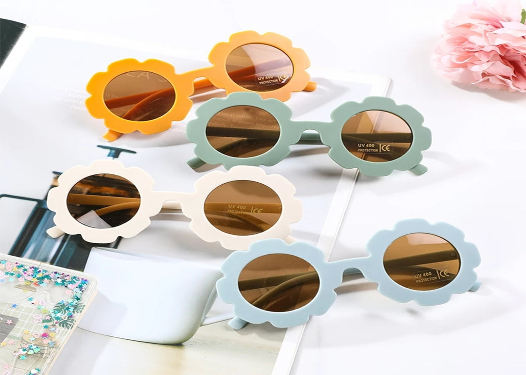 Retro Daisy Flower Sunglasses