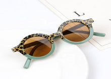 Load image into Gallery viewer, Retro Leopard and Colour Block Sunglasses
