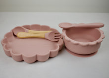 Load image into Gallery viewer, Lion Silicone Suction Bowl &amp; Plate Set
