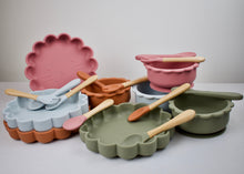 Load image into Gallery viewer, Lion Silicone Suction Bowl &amp; Plate Set
